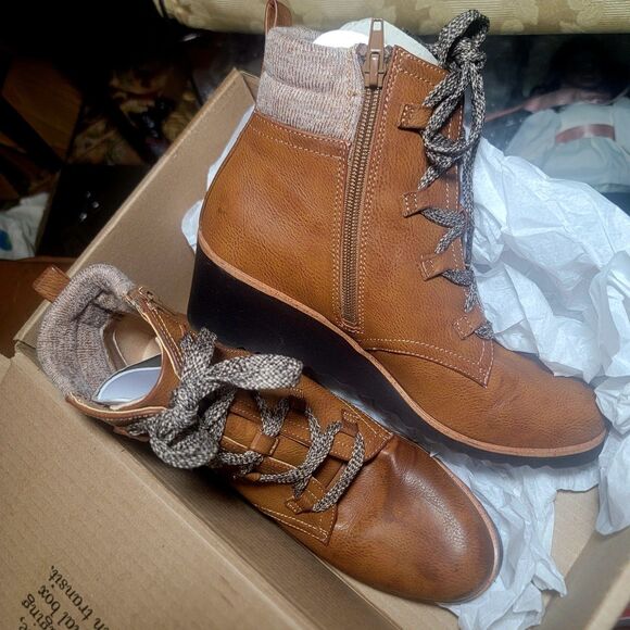 Women Ankle Boots Wedge Tan Leather look Brown Lace-up Life Stride Velocity sz 9 - Picture 7 of 11